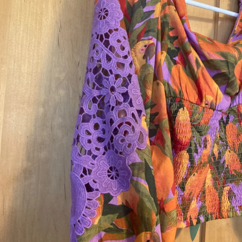 Farm Rio Mango Print Lilac Crop Top - Picture 3 of 7